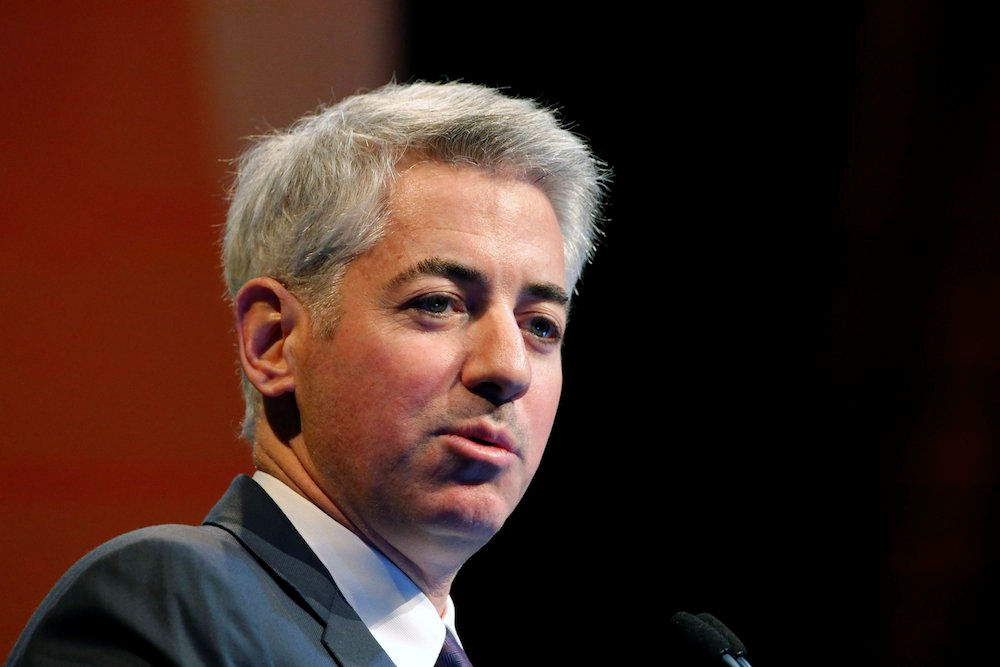 William Ackman, founder and CEO of hedge fund Pershing Square Capital Management, speaks at the Sohn Investment Conference in New York, May 5, 2014. Activist investor Ackman said on Monday that he recommends the shares of mortgage finance giants Fannie Mae and Freddie Mac because the companies have low liquidity risk. REUTERS/Eduardo Munoz (UNITED STATES - Tags: BUSINESS) - RTR3NVYG